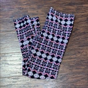 Pink Republic Leggings